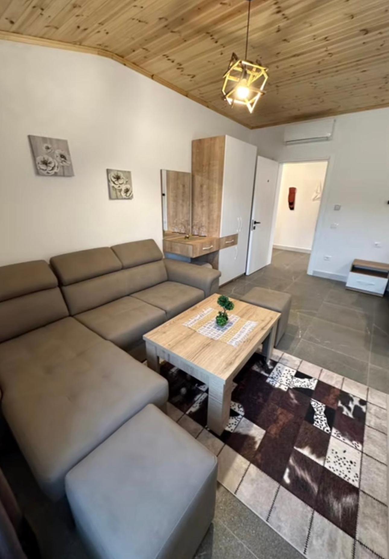 Qyteza Guest House & Camping Shkodër Eksteriør billede
